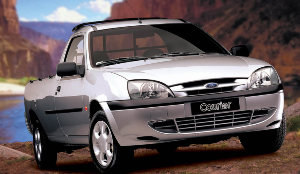 2023 Ford Courier AWD