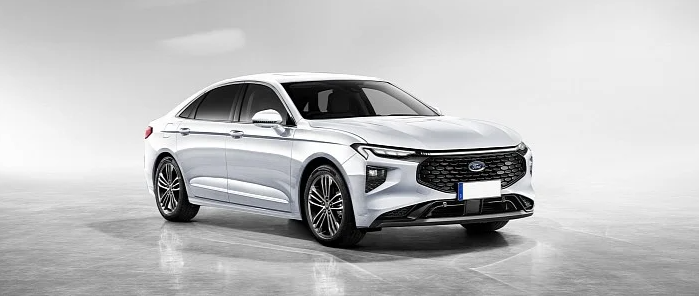  2023 Ford Mondeo